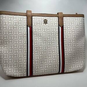 tommy hilfiger bag new Signature Monogram Tote